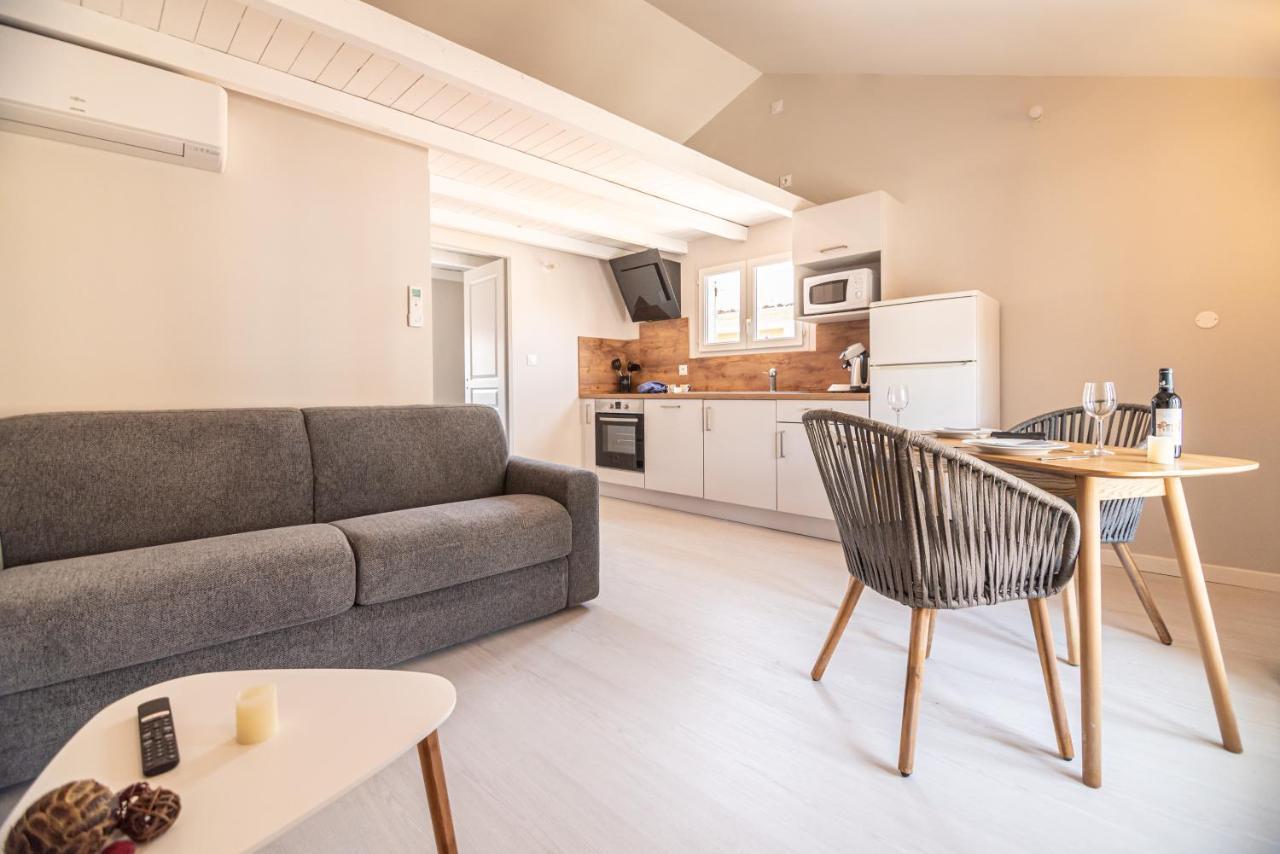 Au Coin Des Vins Apartment Tulette ภายนอก รูปภาพ