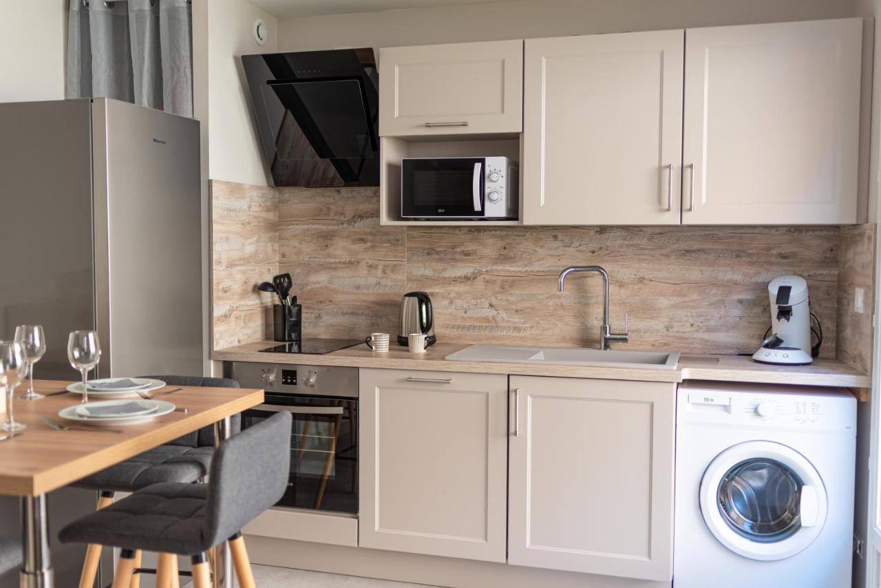 Au Coin Des Vins Apartment Tulette ภายนอก รูปภาพ