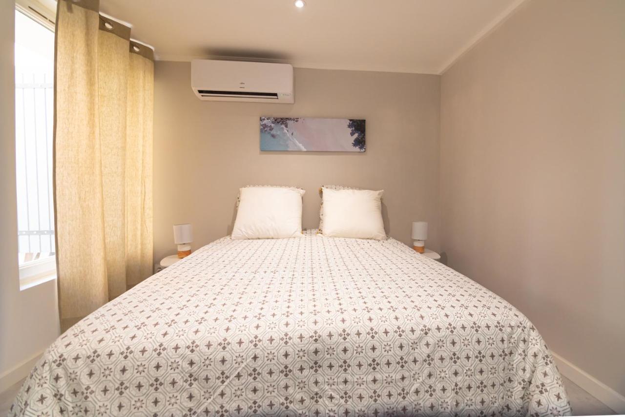 Au Coin Des Vins Apartment Tulette ภายนอก รูปภาพ